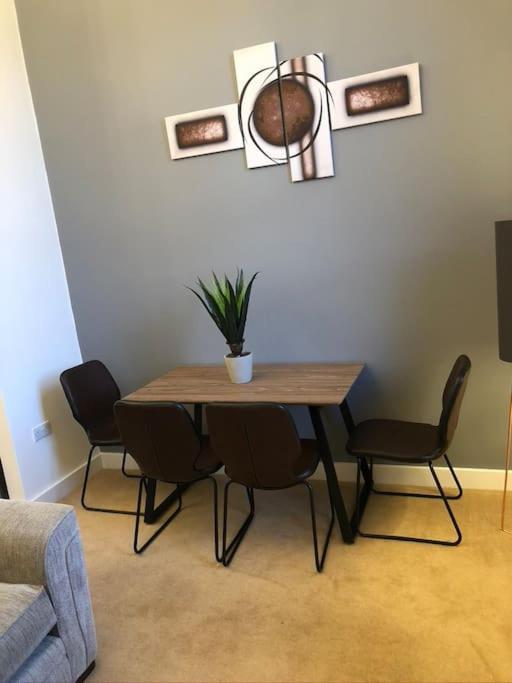 Fusilier Apartment Wrexham City Екстер'єр фото